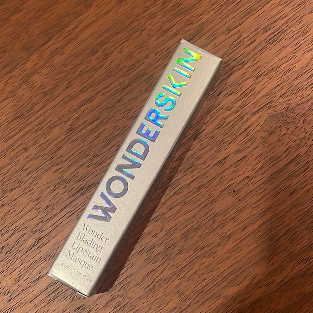 BRAND NEW NEVER OPENED WONDERSKIN LIP STAIN - WHIMSICAL